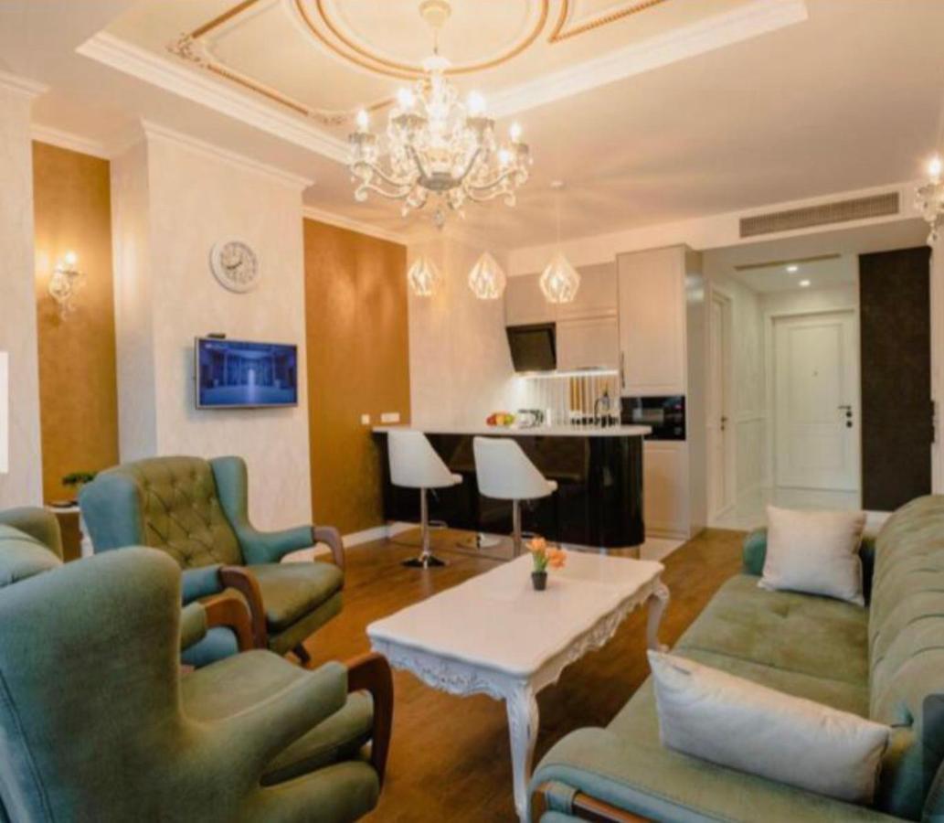 5 Star King David Hotel Apartment Тбилиси Экстерьер фото